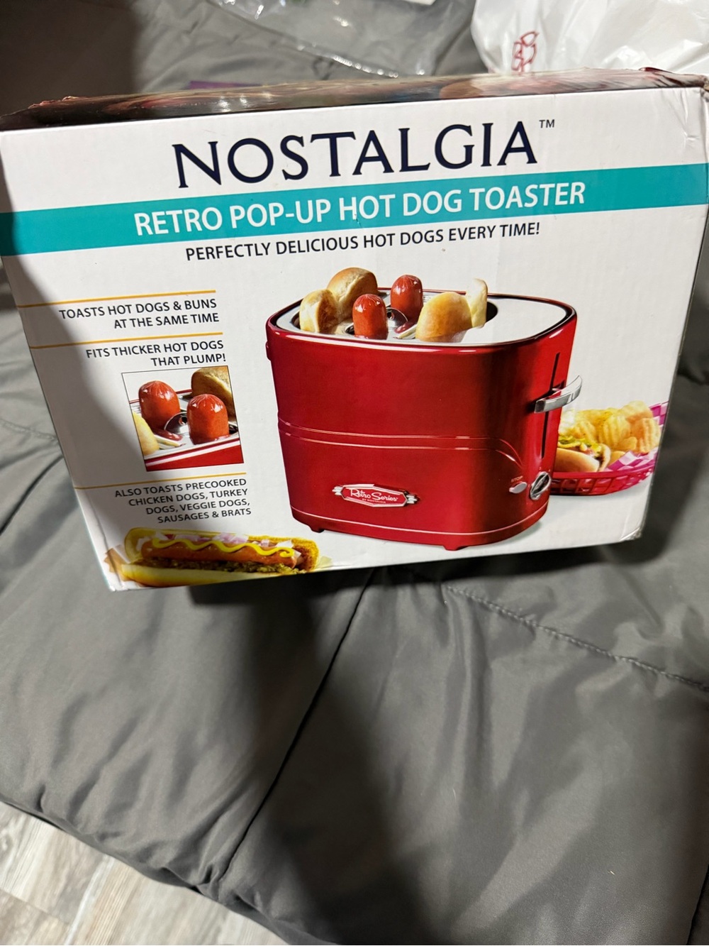 Nostalgia Red Retro Pop-Up Hot Dog Toaster